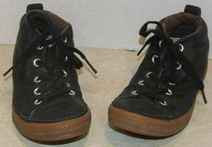 black leather converse size 4