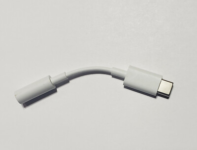 Unused Original Apple USB-C 3.5mm Headphone Jack Adapter in Bulk Pkg - MU7E2AM/A