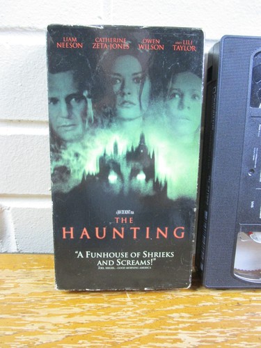 The Haunting VHS tape 1999 Dreamworks ~Horror ~ starring Liam Neeson Hill House - Picture 2 of 7