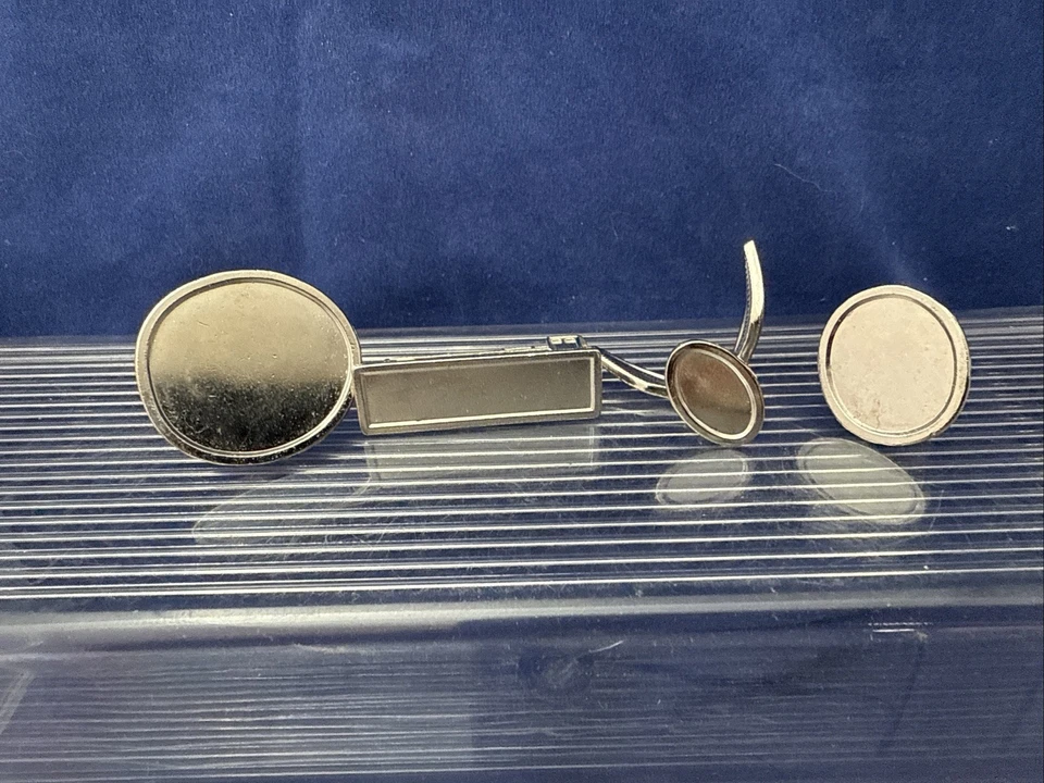 Harry Potter Scene It  DVD Game 4 Replacement Pieces Movers Tokens - Image 3 of 4