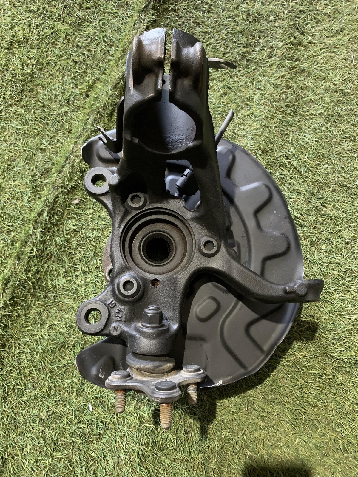 MOZZO FUSELLO ANTERIORE DESTRO DX PER AUDI A3 Serie (8V1) 5Q0407256S (12>18)