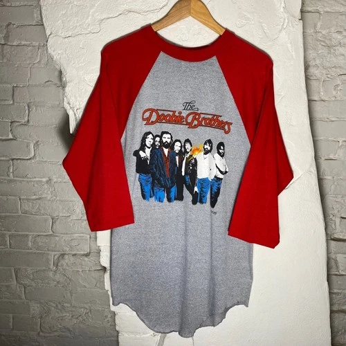 The Doobie Brothers One Step Closer Tour Raglan 1980s vintage concert t-shirt, vintage, single stitch, B+ condition