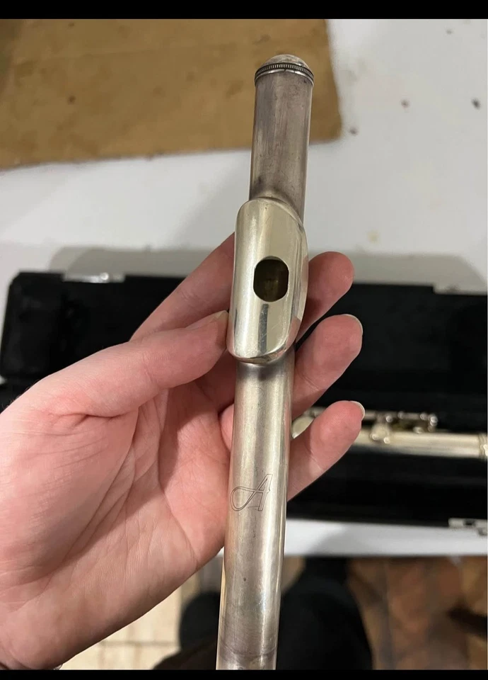 Flauta Armstrong 303 agujero abierto cabeza de plata esterlina junta delgada, pie B con estuche en muy buen estado Foto 4 de 4