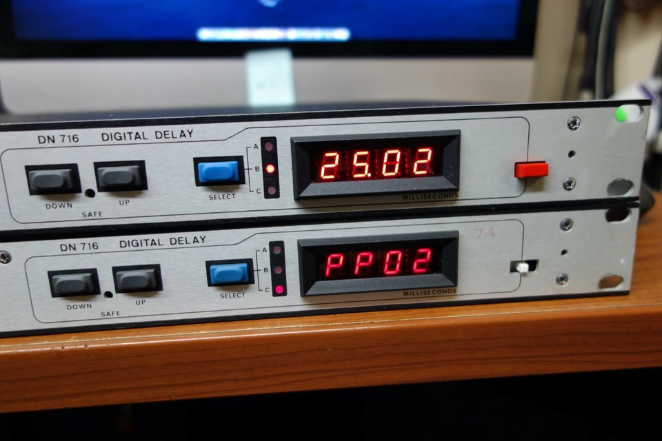 2 Klark-Teknik DN 716 Rackmount Digital Delay Unit - Image 3 of 4