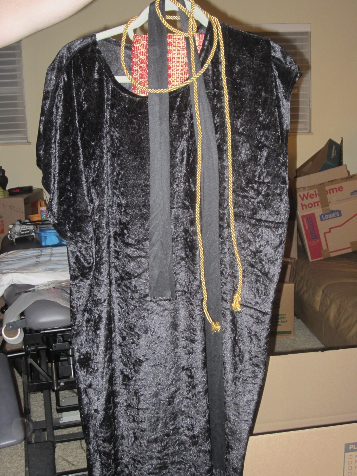 Middle eastern styled robe - image 2