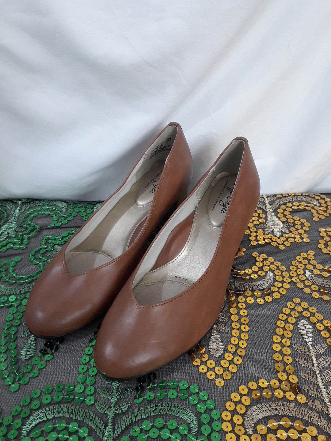 Soft Style By Hush Puppies Women's 6W Block Heels Brown