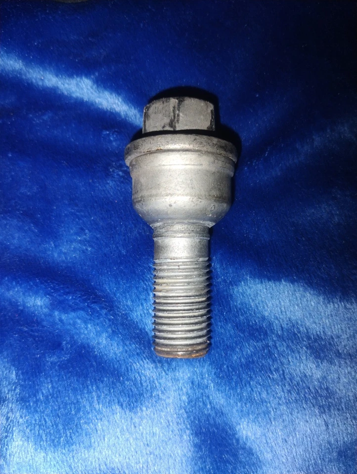 20 Factory Audi Lugbolts Q3 Q5 Q7 Q8 SQ7 SQ8 Wheel Bolts OEM Studs Lug WHT001693 - Image 2 of 3