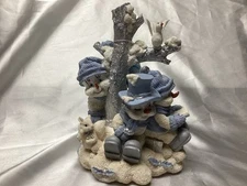 Snow Buddies Around Tree Figurine Encore Group 1998 7"×5.5"×4"