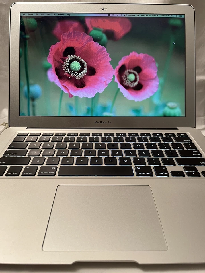 Apple MacBook Air 13" Mid 2011 A1369 i5 1.7GHz 2GB Gray - Battery Drains Quickly - Image 2 of 4