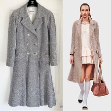 NEW 5250 18P CHANEL BLACK WHITE CC LOGO BUTTONS TWEED COAT 36