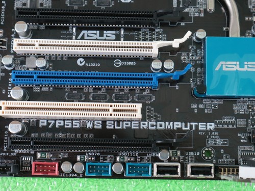 Asus P7P55 WS Supercomputer Rev. 1.03G LGA1156 ATX Motherboard + CORE i5 670 - Picture 7 of 11