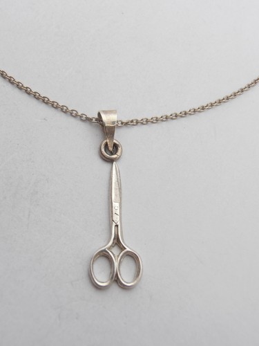 Mérino ne veut pas aller chez le coiffeur