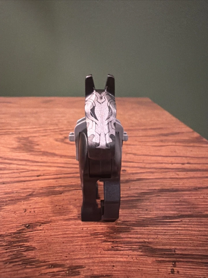 LEGO Black Horse – Movable Legs / Red Eyes / LOTR Ringwraith With Saddle - Image 2 of 4