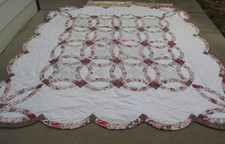 Quilted Patchwork Double Wedding Ring Quilt Hand Sewn 83" x 81"
