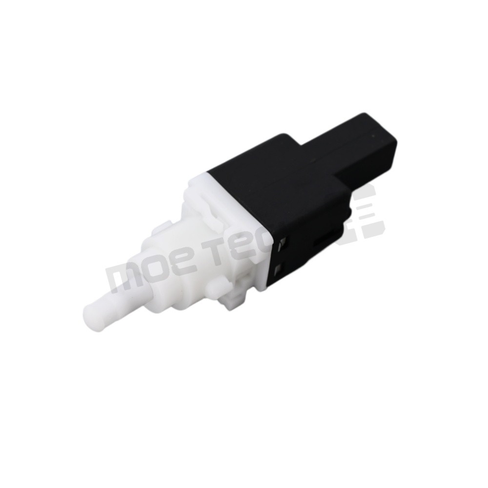 Maserati Quattroporte 2003-2012 Brake light switch P/N 201957
