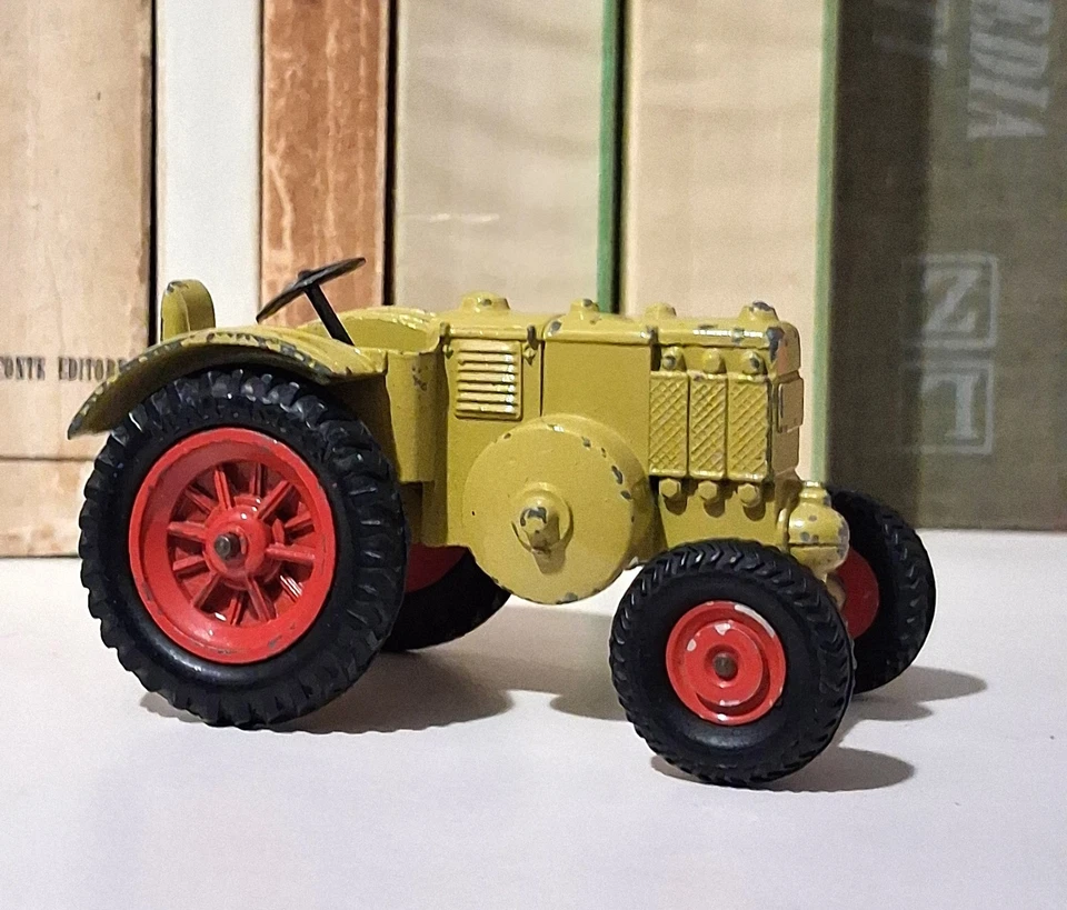 Märklin 8029 Lanz trattore agricolo beige vecchia versione ghisa 6556 - Immagine 2 di 4