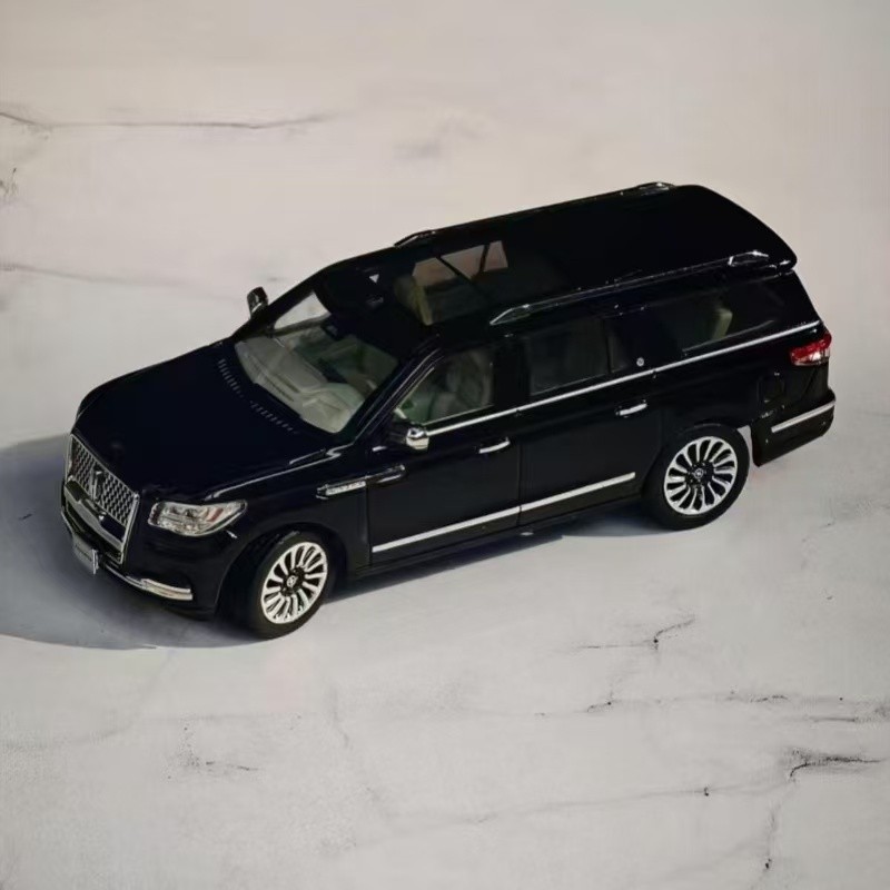WTX 1:64 Lincoln Navigator Diecast Model Car | eBay