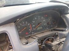 2000-2002 Honda Accord Speedometer Instrument Cluster 233263 Miles 78100s84a640 2000-2002 Honda Accord Speedometer Instrument Cluster 233263 Miles 78100s84a640