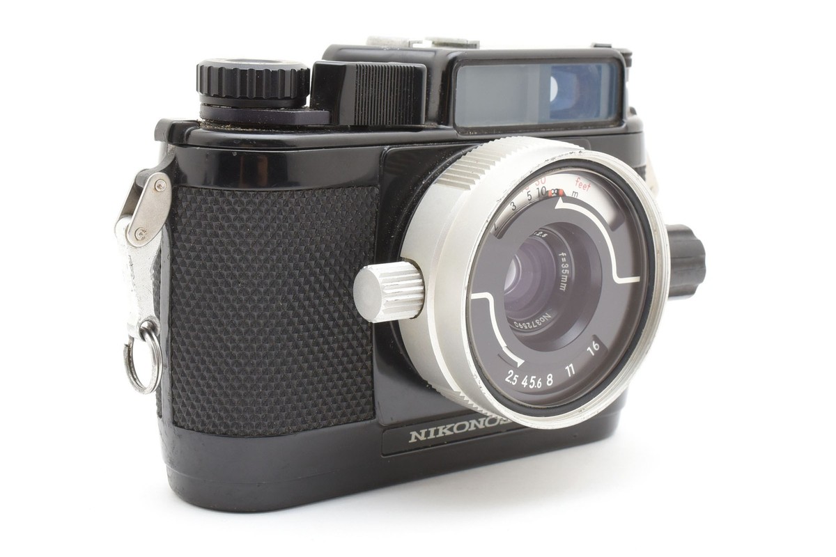 Near MINT] Nikon Nikonos III Underwater Film Camera 35mm f2.5 Lens