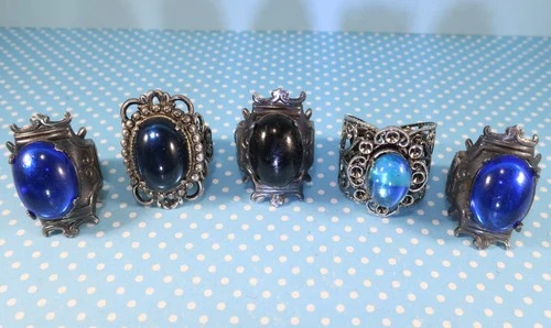 5 Vintage Rings w Large Faux Gem Stones Costume Jewelry Medieval/Victorian Style