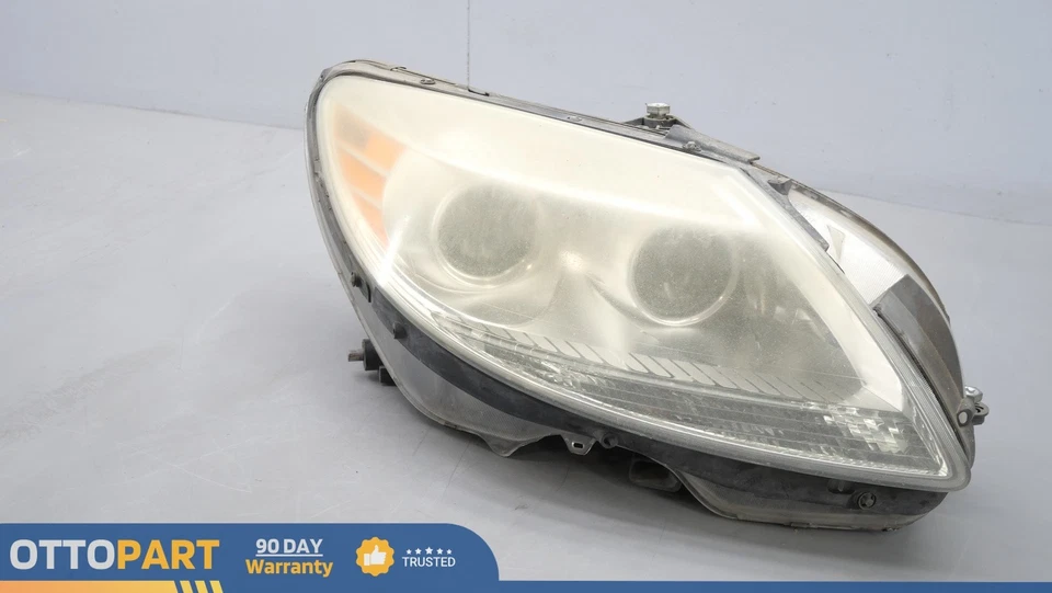 2007 - 2010 Mercedes W216 CL63 CL65 CL550 Right Headlight Lamp Xenon 2168201261 - Image 2 of 4