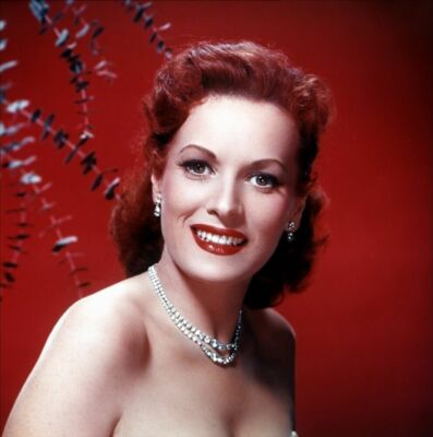 MAUREEN O'HARA 8X10 GLOSSY PHOTO PICTURE IMAGE #11