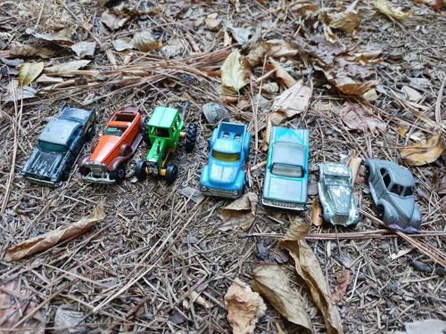 7 Vintage Hot Wheel and Tootsie Cars/Vehicles