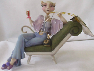 MARGARET LE VAN LUSHUS SOCIALITE CAT 3 FIGURINE - AS IS