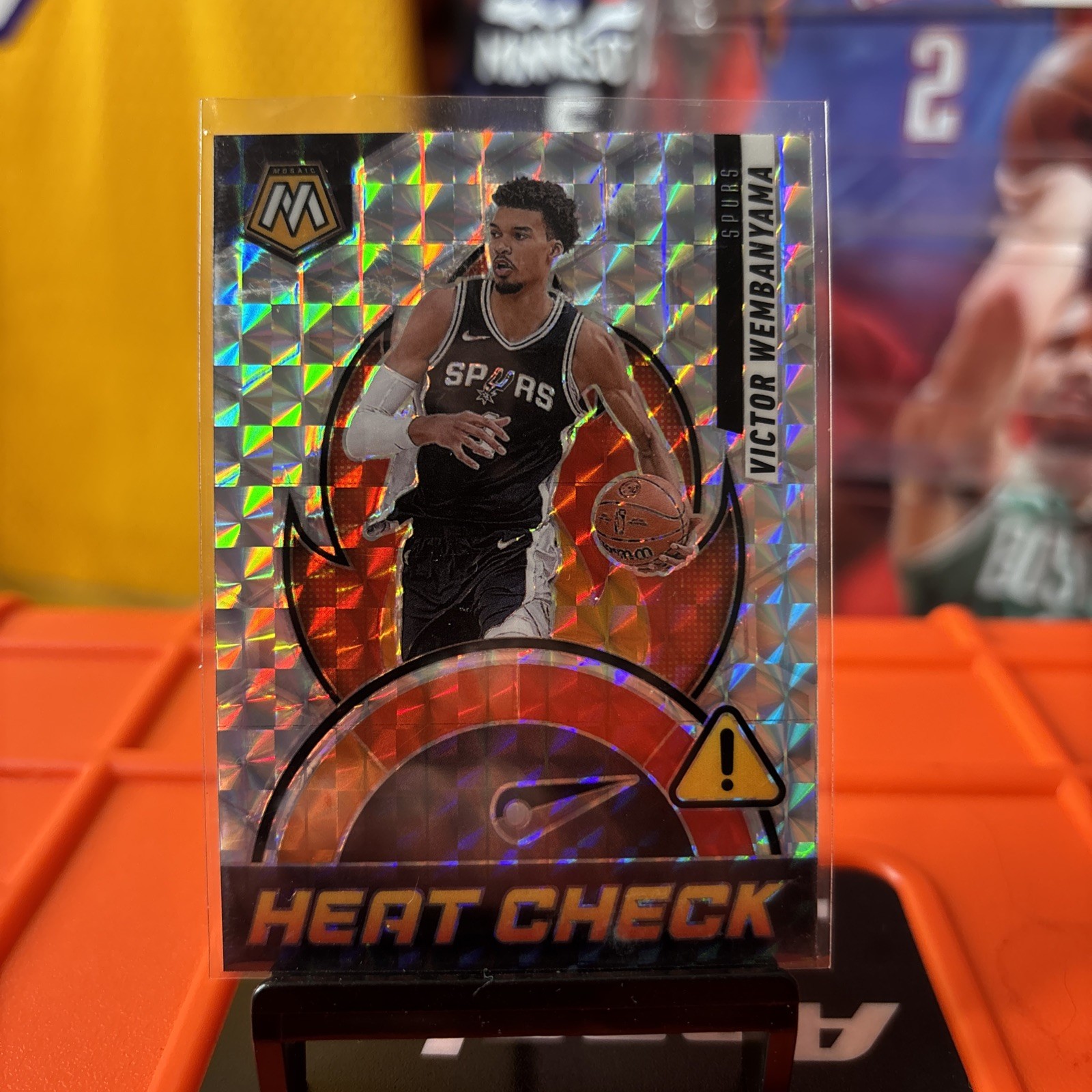 Victor Wembanyama 2024-25 Panini Mosaic Heat Check Mosaic Prizm #2