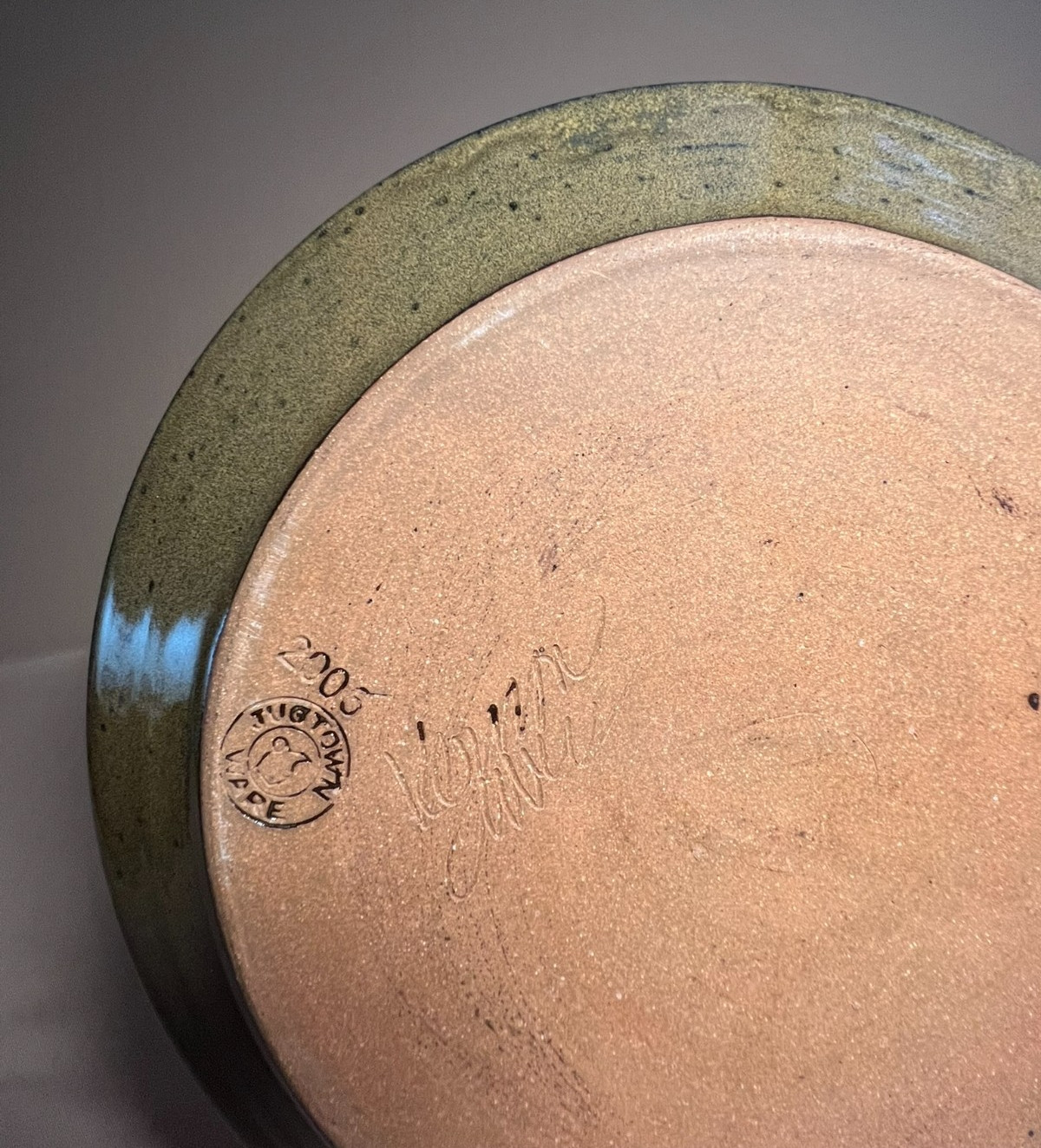 Jugtown Ware-North Carolina Southern Pottery-Dinner Plate V. Owens signed 2006