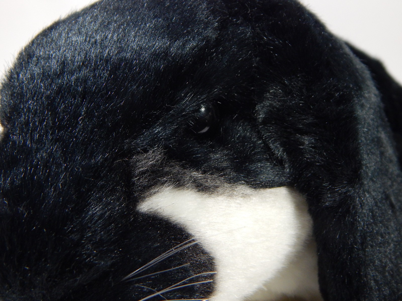 VTG RUSS YOMIKO CLASSIC LOP EAR BUNNY BLACK & WHITE SUPER SOFT FUR PLUSH ANIMAL