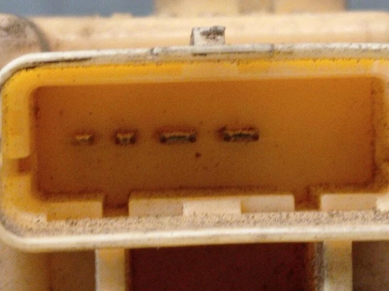 13216316 jauge à carburant pour OPEL CORSA D (S07) 1.3 CDTI (L08 L68) 5565737 - Photo 4/4