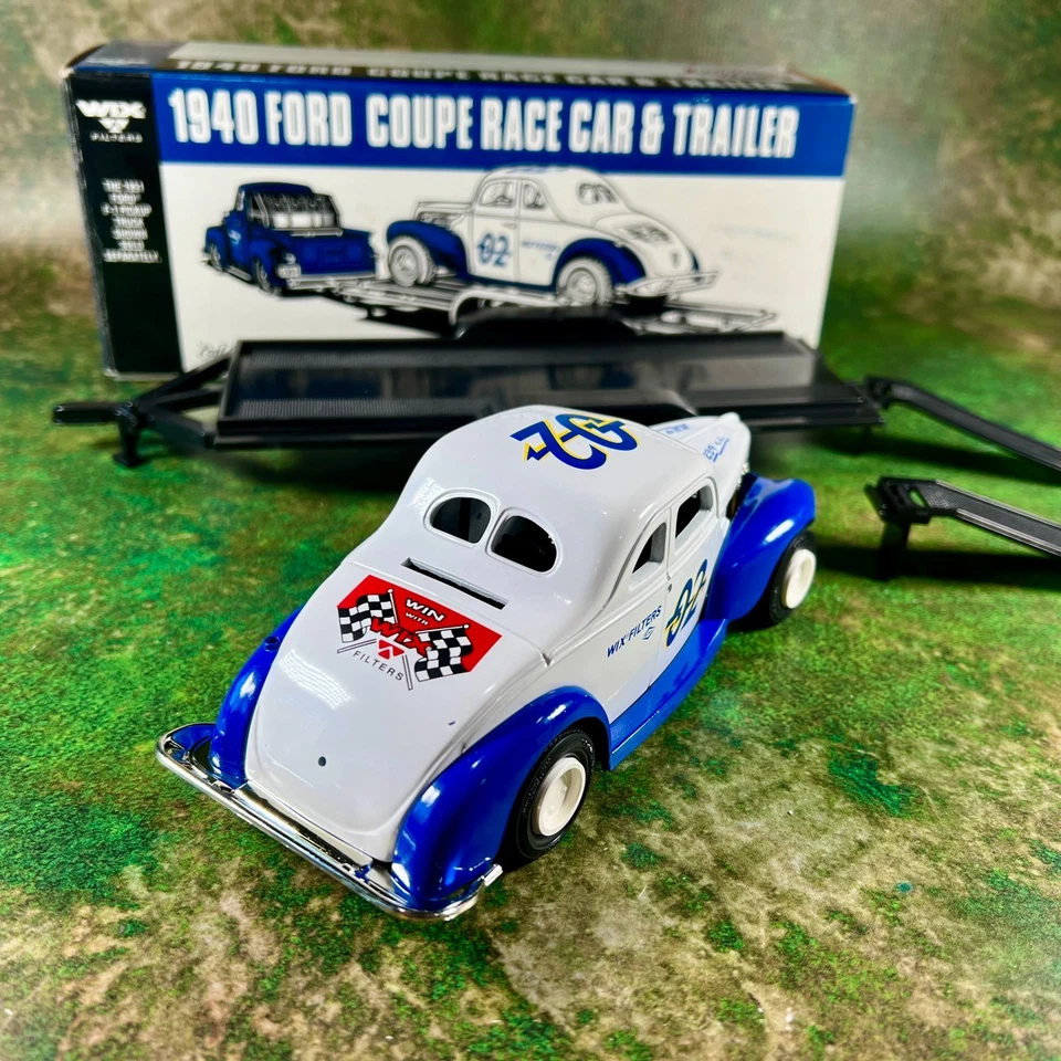 Ford ERTL 1940 cupé coche de carreras y remolque banco de monedas/con caja original 1995 nuevo en caja Foto 4 de 4