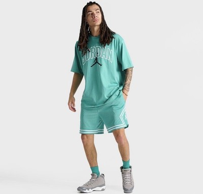 xs nike woven shorts