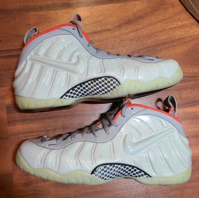 yeezy foams grade school