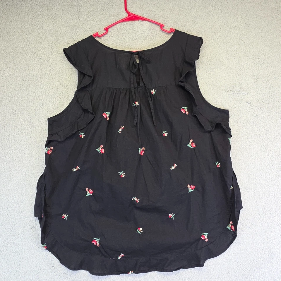 Lauren Conrad Top Womens XL Black Floral Embroidered Ruffle Dainty Whimsigoth - Image 4 of 4
