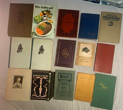 Bücher-Konvolut, 16 gebundene Bücher, Deutsch, u. a.  Wir kochen gut 