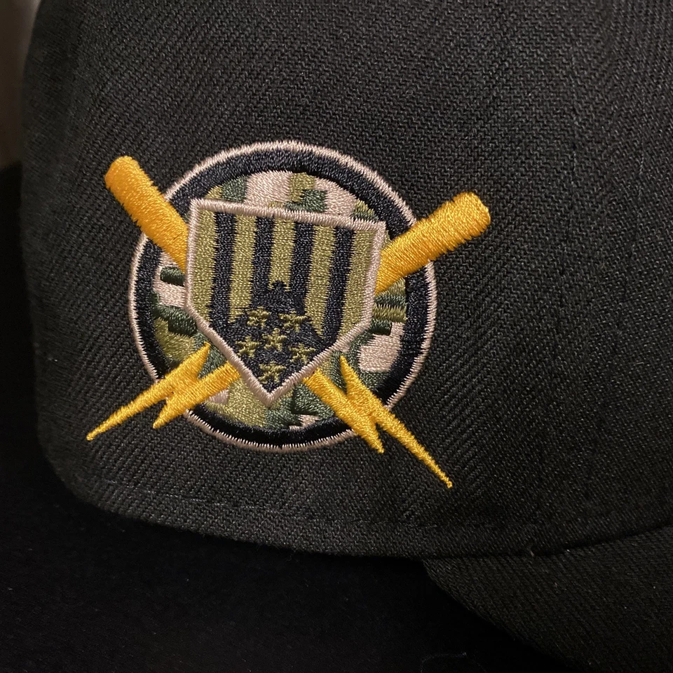 Pittsburgh Pirates MLB FITTED HAT  New Era Camo Armed Forces Day 59-FIFTY  7 1/2 - Image 4 of 4