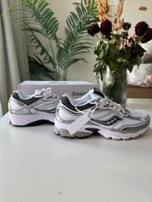 Saucony ProGrid Omni 9 Blanc Gris