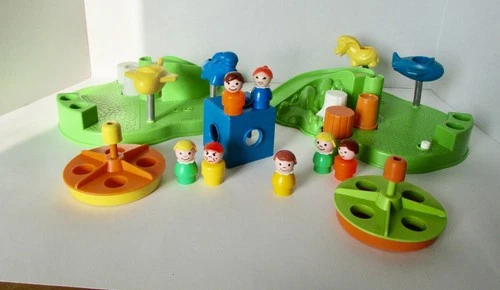 Vintage 1986 Fisher Price Little People Set Of 2 Playgrounds #2525 Extra People