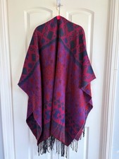 EUC Ladies wrap/cape, one size