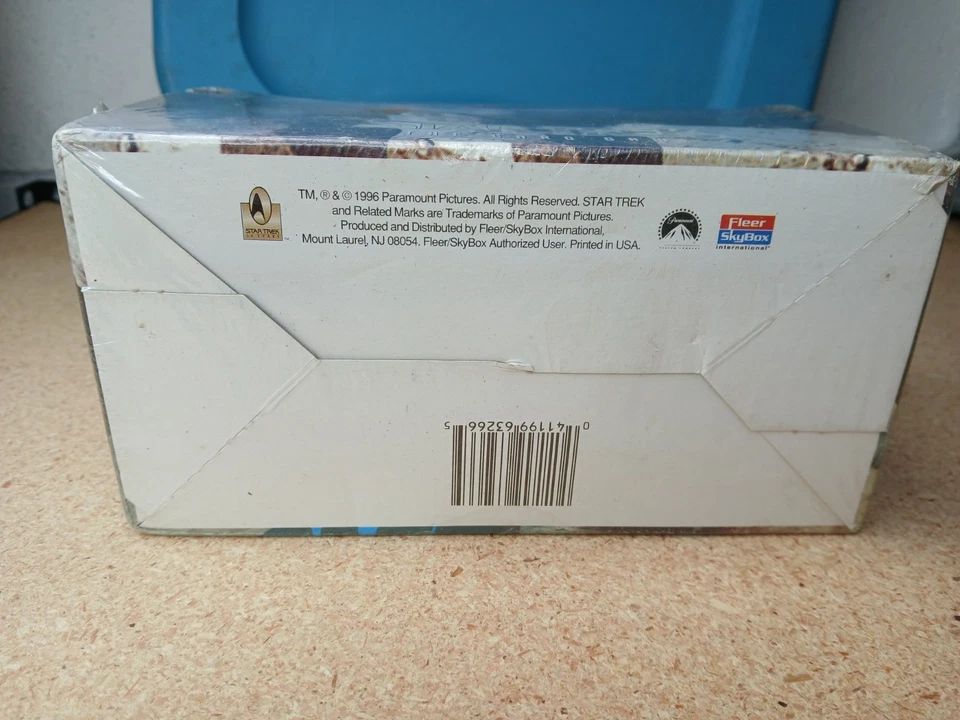 Star Trek the Card game 12 starter deck box New sealed 1996 fleer skybox - Image 4 of 4