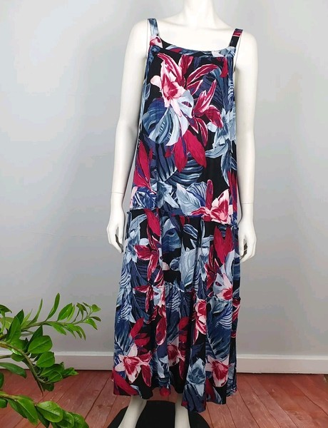 Katies Size 18 Long A Line Slip Maxi Dress Strappy Floral Relaxed Round Neck