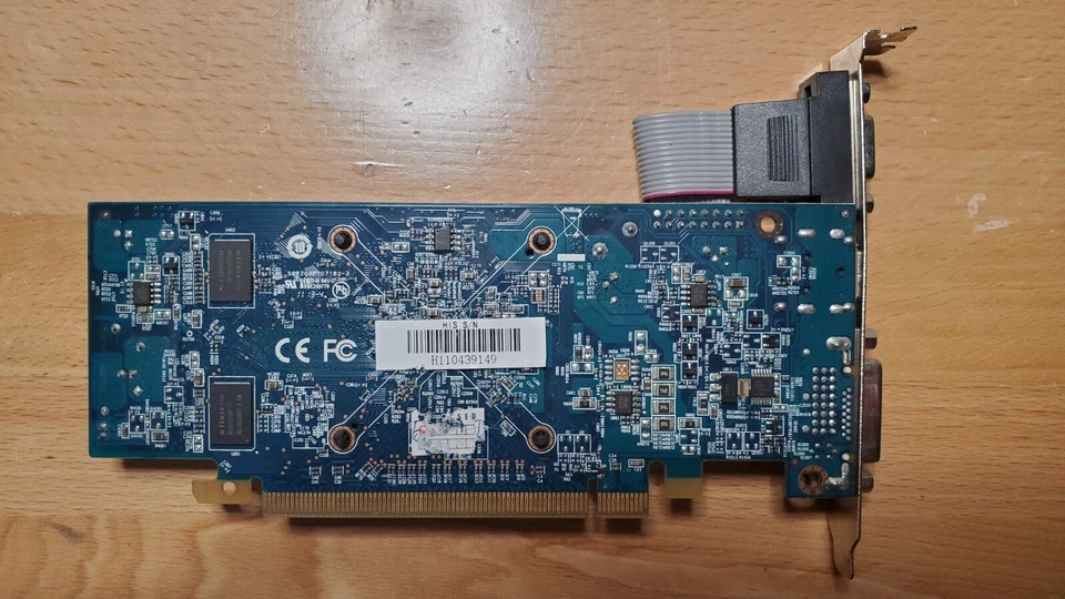 HIS 1GB PCIe Displayport Video Card SP1-4AH-C SP1G19001 Radeon HD 5450 DP - Image 2 of 4