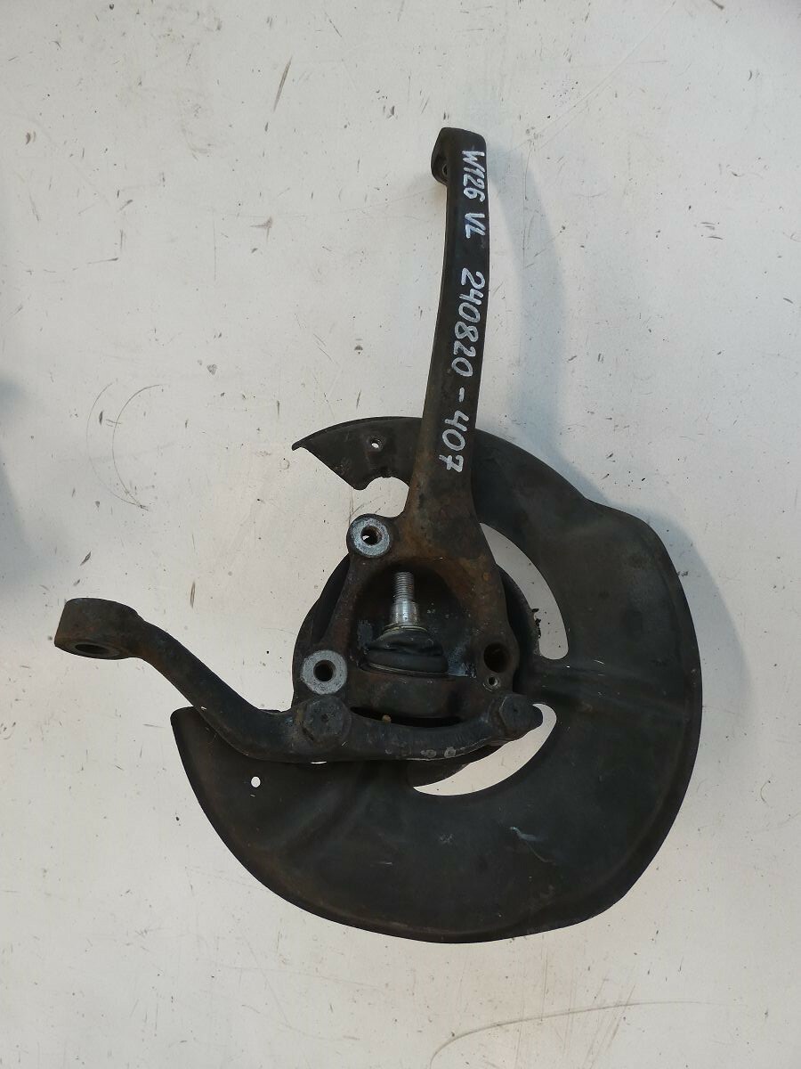 Mercedes W126 300 SE wheel hub steering knuckle front left 
