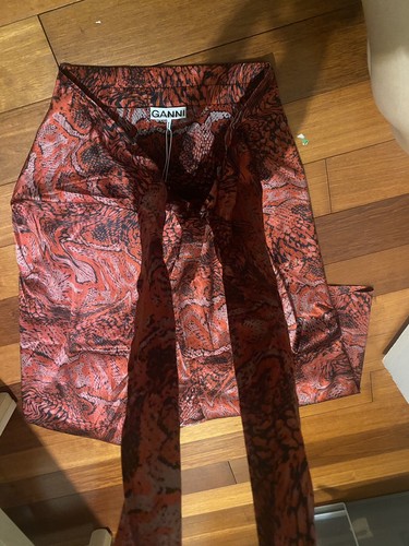 ganni 100% silk wrap skirt size D40 Uk14 - Picture 11 of 12