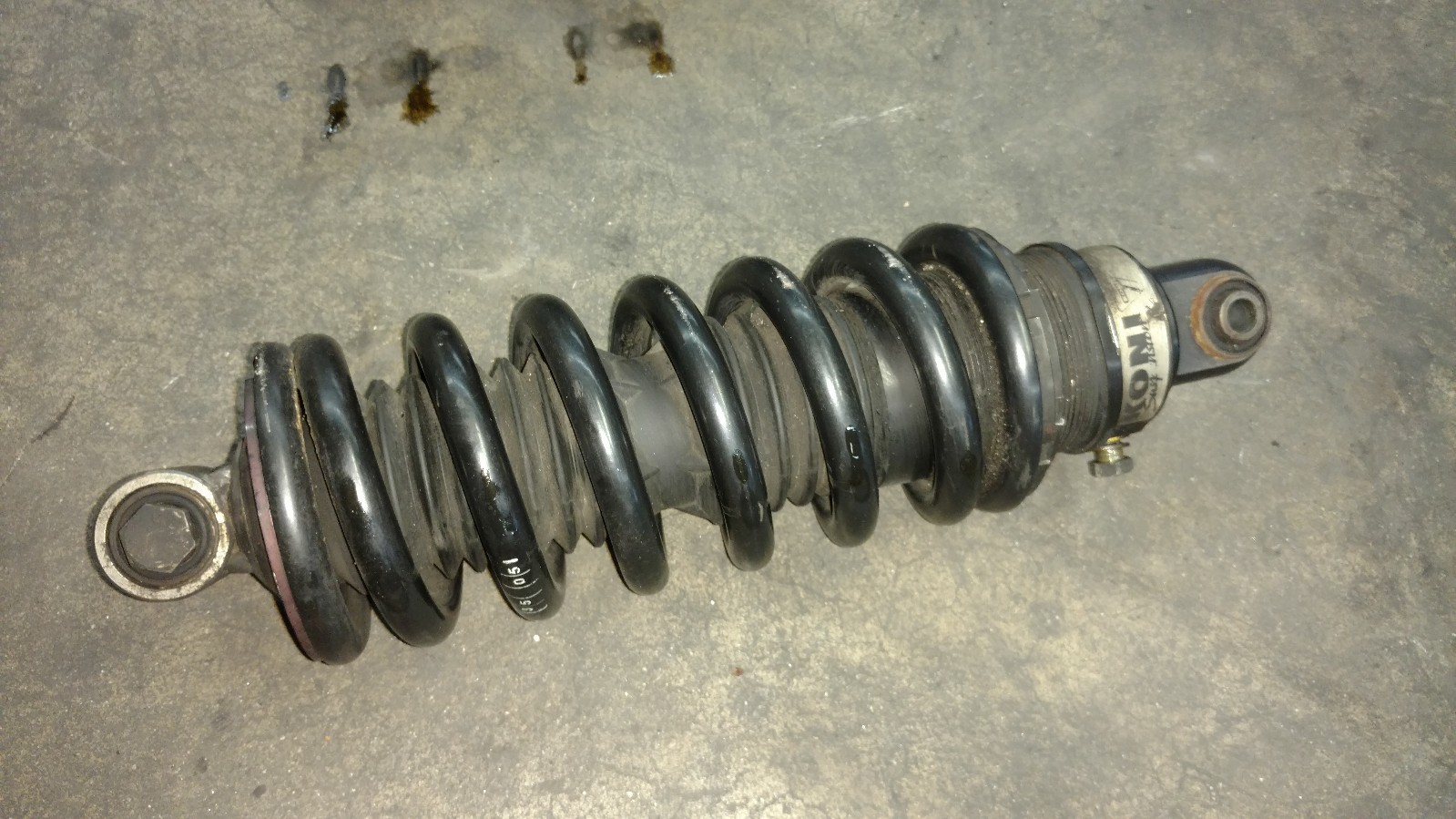 LAMBORGHINI MURCIELAGO FRONT RIGHT SHOCK ABSORBER OEM 410412031B