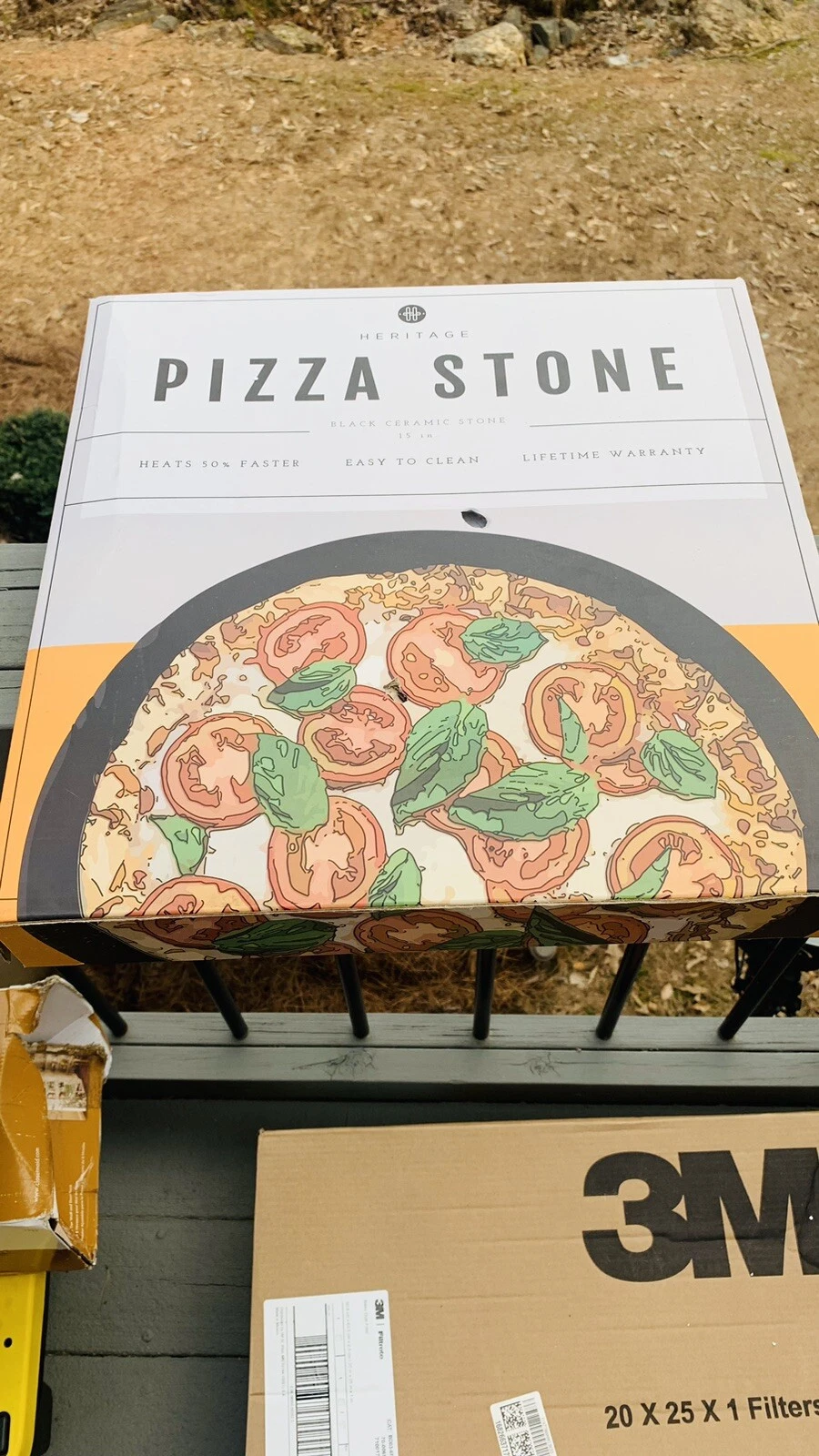 Heritage Pizza Stone 15" Black Ceramic Round Free Pizza Cutter