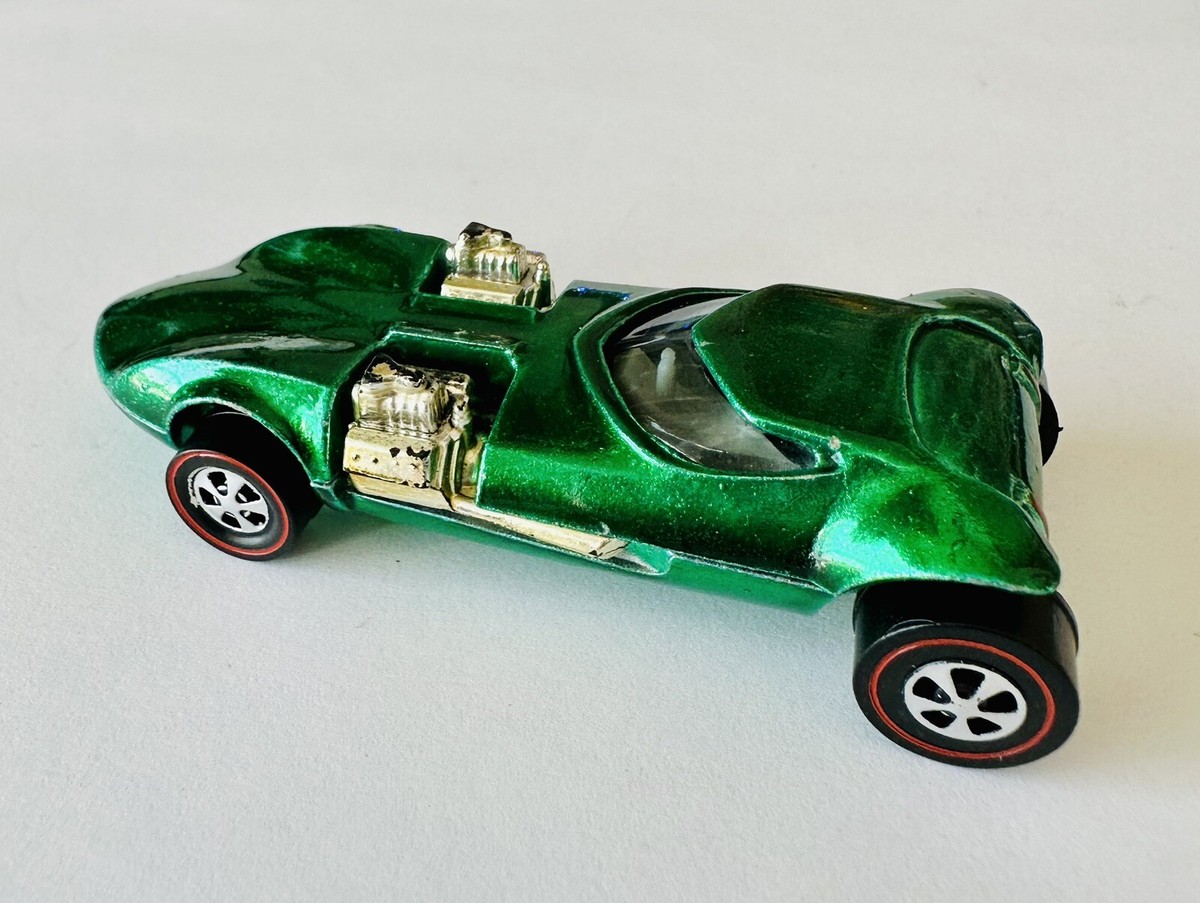 HotWheels TWIN MILL ホットウィール　ヴィンテージ　1968 Hot Wheels Vintage Original Redline Gold Twin Mill With Gold