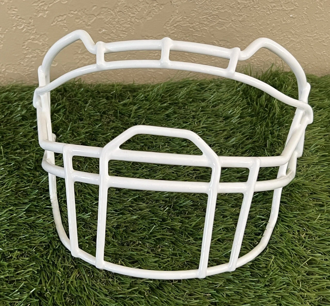 Schutt F7 Vengeance Football Facemask